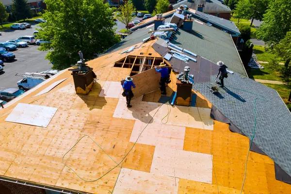 The Essential Guide to Roof Replacement for Freeland Homeowners