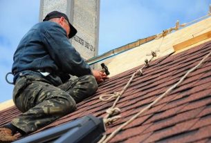 Comparing Materials for Your Hialeah Roofing Replacement