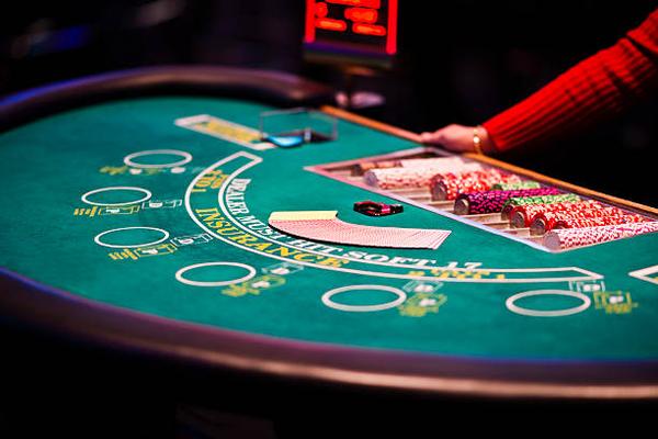 Explore Digital Baccarat Variants and Casino Game Mechanics at 바카라사이트