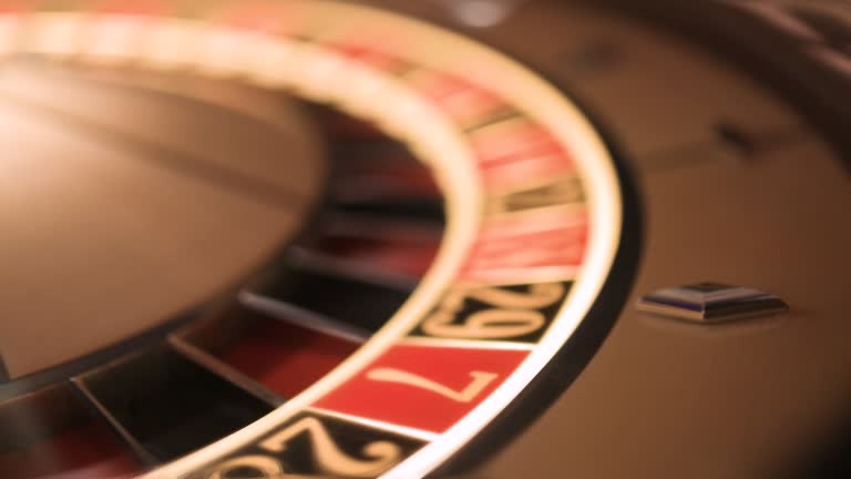 How to Review Different Online Casino Singapore Game Pages